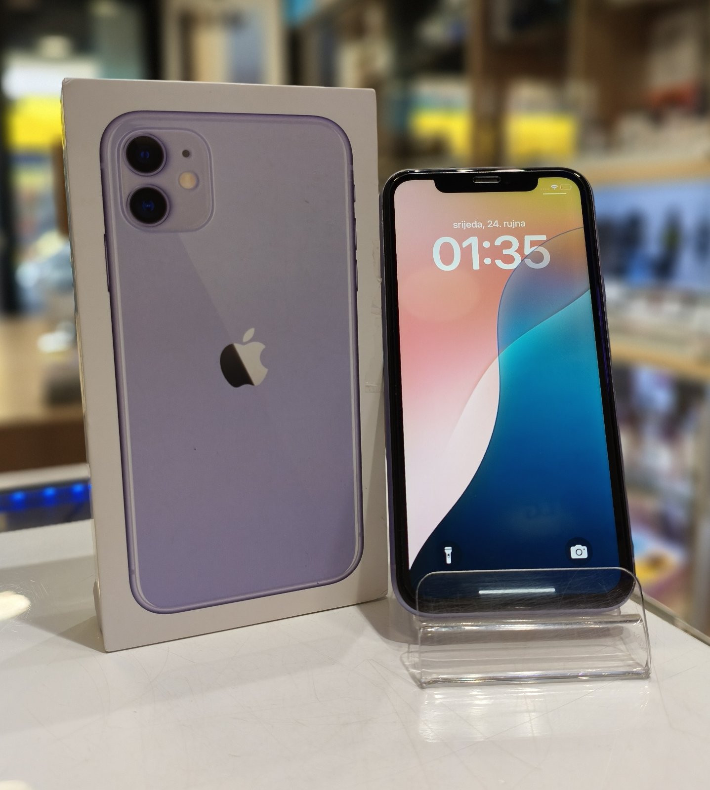 Apple iPhone 11 64GB - korišten model